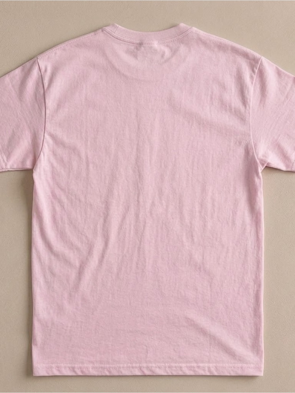 Light Pink 'She's From Texas' Country Music Graphic Unisex T‑Shirt - Picture 2 of 4